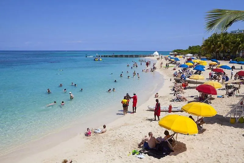 Hospitality Expert Ncb All Pool Beach Montego Bay Prázdninový dům